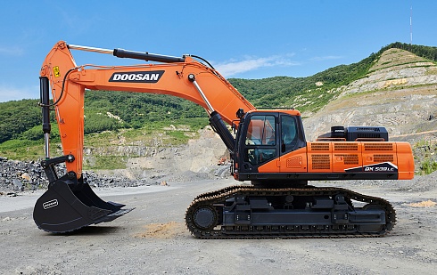  Экскаватор DX530LC-7M
