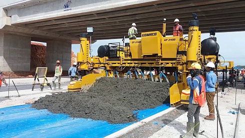 Магистральный бетоноукладчик Gomaco GP-2400